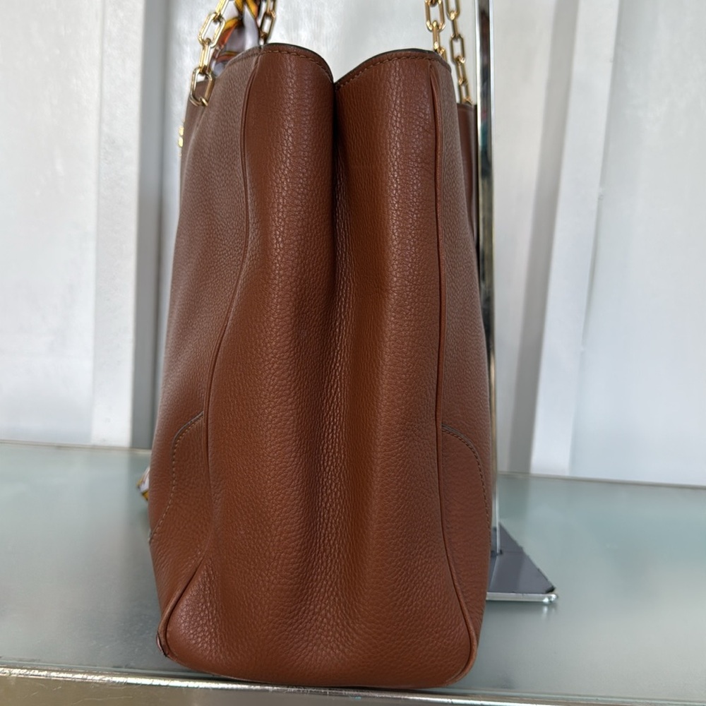 Tory Burch Bag Large Brown Leather Tote with Chain-Link Handles - Picture 7 of 17